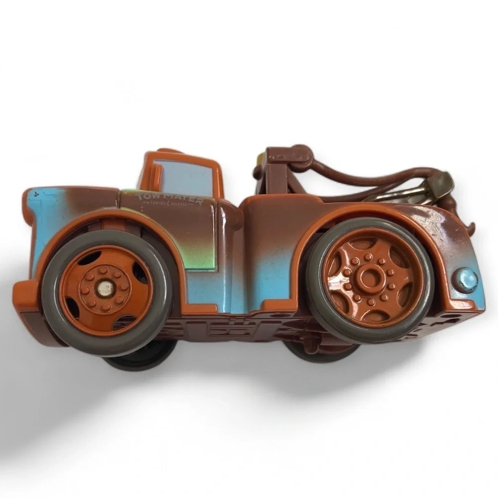 Disney Pixar Cars Movie Tow Truck  Mater Die-cast toy